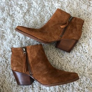 NEW Sam Edelman Walden Bootie in Luggage Suede